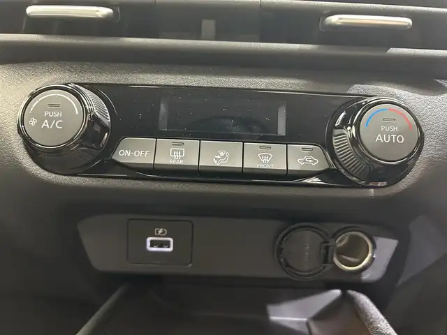 日産 オーラ G 愛媛県 2024(令6)年 0.3万km ピュアホワイトパール ・９型ナビ（フルセグＴＶ・ＢＴ・ＦＭＡＭ）/・全方位カメラ　/・デジタルインナーミラー　/・オートマチックハイビーム　/・ステアリングリモコン　/・ＬＥＤヘッドライト