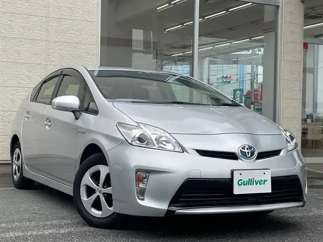 トヨタ プリウス L 埼玉県 2012(平24)年 2.4万km シルバーM /純正メモリナビ//ワンセグTV//CD&Bluetooth//ビルトインETC//プッシュスタート//W.サイド.カーテンエアバッグ//ABS//横滑り防止装置//電動コーナーポール//オートライト//ドアバイザー//新車時保証書//取扱説明書//ナビ取説//スペアキー