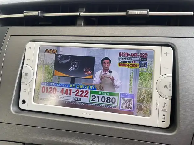 トヨタ プリウス L 埼玉県 2012(平24)年 2.4万km シルバーM /純正メモリナビ//ワンセグTV//CD&Bluetooth//ビルトインETC//プッシュスタート//W.サイド.カーテンエアバッグ//ABS//横滑り防止装置//電動コーナーポール//オートライト//ドアバイザー//新車時保証書//取扱説明書//ナビ取説//スペアキー