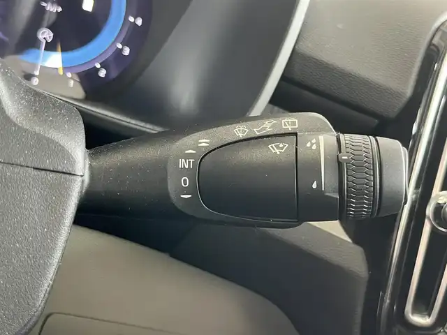 ボルボ ボルボ ＸＣ４０ アルティメット B4 AWD 山形県 2022(令4)年 3.9万km クリスタルホワイトP Google Apps and Services/ナビゲーションシステム/360°カメラ/パイロットアシスト/ステアリングアシスト/アダプティブクルーズコントロール/衝突軽減ブレーキ/全席シートヒーター/ステアリングヒーター/ミラーヒーター/ホワイトレザーシート/AppleCarplay