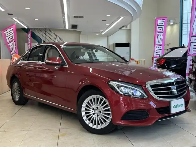 メルセデス・ベンツ Ｃ２００ エクスクルーシブラインリミテッド 東京都 2015(平27)年 3.8万km ヒヤシンスレッド 純正HDDナビ/(フルセグTV/BT/CD/DVD/SD)/バックカメラ/コーナーセンサー/ベージュハーフレザーシート/前席パワーシート/前席シートヒーター/運転席メモリーシート/レーダークルーズコントロール/衝突被害軽減ブレーキ/ブラインドスポットモニター/LKA/ステアリングアシスト/前後方ドライブレコーダー/(ユピテル　Y3000)/アイドリングストップ/オートライト/LED/リアフォグランプ/電動格納ウインカーミラー/電動パーキングブレーキ/スマートキー/プッシュスタート/革巻きステアリング/ステアリングスイッチ/パドルシフト/純正フロアマット/ETC/ISOFIX/リアプライバシーガラス/横滑り防止装置/W+サイド+カーテンSRS&ABS/取扱説明書