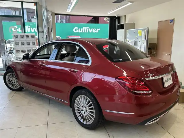 メルセデス・ベンツ Ｃ２００ エクスクルーシブラインリミテッド 東京都 2015(平27)年 3.8万km ヒヤシンスレッド 純正HDDナビ/(フルセグTV/BT/CD/DVD/SD)/バックカメラ/コーナーセンサー/ベージュハーフレザーシート/前席パワーシート/前席シートヒーター/運転席メモリーシート/レーダークルーズコントロール/衝突被害軽減ブレーキ/ブラインドスポットモニター/LKA/ステアリングアシスト/前後方ドライブレコーダー/(ユピテル　Y3000)/アイドリングストップ/オートライト/LED/リアフォグランプ/電動格納ウインカーミラー/電動パーキングブレーキ/スマートキー/プッシュスタート/革巻きステアリング/ステアリングスイッチ/パドルシフト/純正フロアマット/ETC/ISOFIX/リアプライバシーガラス/横滑り防止装置/W+サイド+カーテンSRS&ABS/取扱説明書