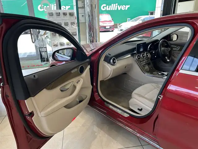 メルセデス・ベンツ Ｃ２００ エクスクルーシブラインリミテッド 東京都 2015(平27)年 3.8万km ヒヤシンスレッド 純正HDDナビ/(フルセグTV/BT/CD/DVD/SD)/バックカメラ/コーナーセンサー/ベージュハーフレザーシート/前席パワーシート/前席シートヒーター/運転席メモリーシート/レーダークルーズコントロール/衝突被害軽減ブレーキ/ブラインドスポットモニター/LKA/ステアリングアシスト/前後方ドライブレコーダー/(ユピテル　Y3000)/アイドリングストップ/オートライト/LED/リアフォグランプ/電動格納ウインカーミラー/電動パーキングブレーキ/スマートキー/プッシュスタート/革巻きステアリング/ステアリングスイッチ/パドルシフト/純正フロアマット/ETC/ISOFIX/リアプライバシーガラス/横滑り防止装置/W+サイド+カーテンSRS&ABS/取扱説明書