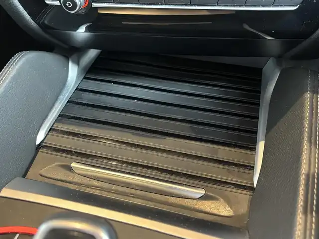 ＢＭＷ Ｘ６ xDrive35i 宮城県 2017(平29)年 6.5万km 黒 セレクトパッケージ/アクティブクルーズコントロール/レーンチェンジウォーニング/レーンディパーチャーウォーニング/インテリジェントセーフティ/ガラスサンルーフ/iDriveナビゲーションシステム/フルセグTV/トップビューカメラ/ブラックレザーシート/シートヒーター/メモリ機能付きパワーシート/純正20インチアロイホイール/コンフォートアクセス/パワーバックドア/LEDヘッドライト/オートライト/サイドステップ/ステアリングスイッチ/パドルシフト/電動コラムチルト