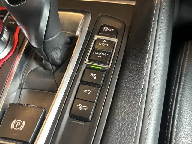 ＢＭＷ Ｘ６ xDrive35i 宮城県 2017(平29)年 6.5万km 黒 セレクトパッケージ/アクティブクルーズコントロール/レーンチェンジウォーニング/レーンディパーチャーウォーニング/インテリジェントセーフティ/ガラスサンルーフ/iDriveナビゲーションシステム/フルセグTV/トップビューカメラ/ブラックレザーシート/シートヒーター/メモリ機能付きパワーシート/純正20インチアロイホイール/コンフォートアクセス/パワーバックドア/LEDヘッドライト/オートライト/サイドステップ/ステアリングスイッチ/パドルシフト/電動コラムチルト