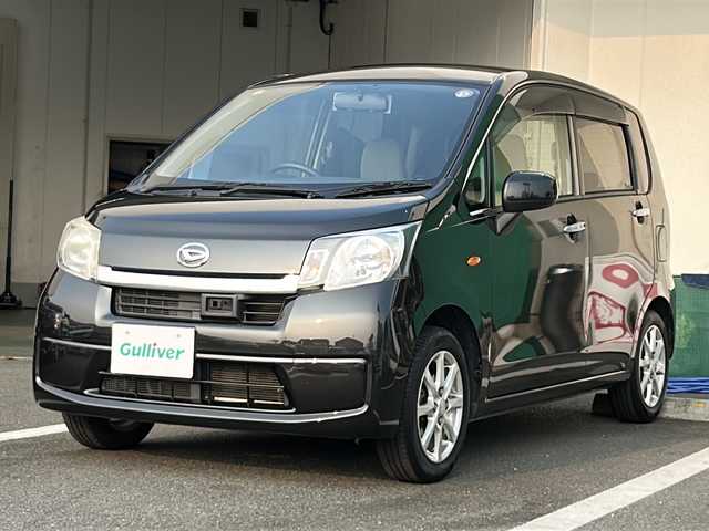 ダイハツ ムーヴ X SA 京都府 2014(平26)年 8.3万km ブラックマイカメタリック 純正ＳＤナビ　フルセグテレビ　衝突軽減ブレーキ　社外ＥＴＣ　ブルートゥースオーディオ　アイドリングストップ　オートライト　純正アルミ　純正フロアマット　スマートキー　盗難防止装置　禁煙車