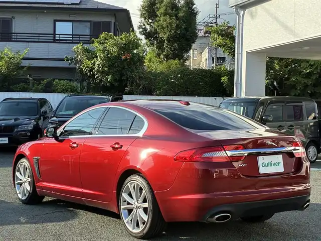 ジャガー ＸＦ 3．0 プレミアム ラグジュアリー 熊本県 2012(平24)年 3.6万km イタリアンレーシングレッド 純正メーカーナビ/【フルセグTV/CD/DVD】/バックカメラ/クルーズコントロール/コーナーセンサー/純正19インチAW/レザーシート/前席パワーシート/ウィンカーミラー/オートLEDヘッドライト/プッシュスタート/スマートキー/純正フロアマット/横滑り防止装置/盗難防止装置/ABS/取扱説明書/スペアキー