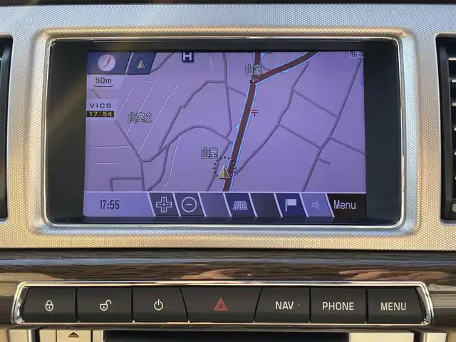 ジャガー ＸＦ 3．0 プレミアム ラグジュアリー 熊本県 2012(平24)年 3.6万km イタリアンレーシングレッド 純正メーカーナビ/【フルセグTV/CD/DVD】/バックカメラ/クルーズコントロール/コーナーセンサー/純正19インチAW/レザーシート/前席パワーシート/ウィンカーミラー/オートLEDヘッドライト/プッシュスタート/スマートキー/純正フロアマット/横滑り防止装置/盗難防止装置/ABS/取扱説明書/スペアキー