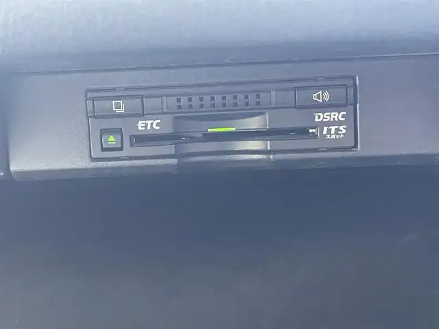 レクサス ＮＸ 200t Iパッケージ 山形県 2015(平27)年 8.3万km ソニッククォーツ 4WD/衝突被害軽減/純正SDナビ/　　【CD　DVD　BT　フルセグ　AUX　USB】/バックカメラ/クルーズコントロール/LEDオートライト/レザーシート/シートヒーター/パワーシートD＋N席/純正18インチアルミホイール/コーナーセンサー/横滑り防止装置/アイドリングストップ/MTモード付AT/カーテンエアバック/電動格納ミラー/ウィンカーミラー/ステアリングスイッチ/スマートキー/スペアキー/ETC