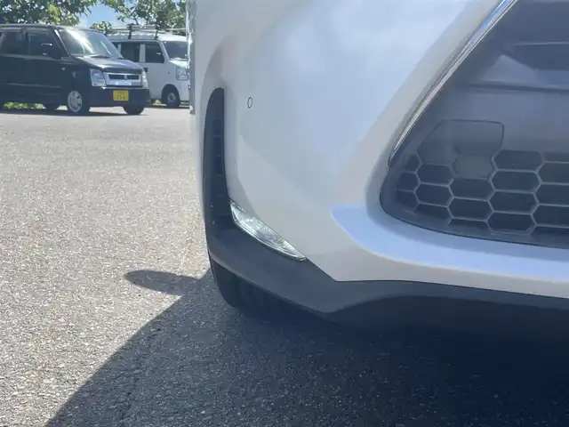 レクサス ＮＸ 200t Iパッケージ 山形県 2015(平27)年 8.3万km ソニッククォーツ 4WD/衝突被害軽減/純正SDナビ/　　【CD　DVD　BT　フルセグ　AUX　USB】/バックカメラ/クルーズコントロール/LEDオートライト/レザーシート/シートヒーター/パワーシートD＋N席/純正18インチアルミホイール/コーナーセンサー/横滑り防止装置/アイドリングストップ/MTモード付AT/カーテンエアバック/電動格納ミラー/ウィンカーミラー/ステアリングスイッチ/スマートキー/スペアキー/ETC