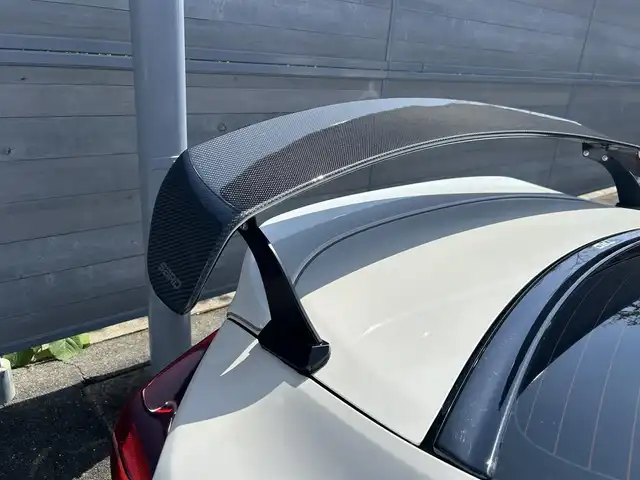 トヨタ ８６ GT 三重県 2014(平26)年 2.8万km クリスタルホワイトパール ワンオーナー/禁煙車/TRDフロントスポイラー/TRDサイドスカート/TRDリアバンパースポイラー/SARD LSRリアウイング/RAYS19インチアルミホイール/TEINダウンサス/柿本改マフラー/MOMOステアリング/ユピテルスーパーキャットレーダー探知機/社外メモリナビ/バックカメラ/ETC