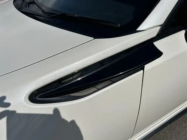 トヨタ ８６ GT 三重県 2014(平26)年 2.8万km クリスタルホワイトパール ワンオーナー/禁煙車/TRDフロントスポイラー/TRDサイドスカート/TRDリアバンパースポイラー/SARD LSRリアウイング/RAYS19インチアルミホイール/TEINダウンサス/柿本改マフラー/MOMOステアリング/ユピテルスーパーキャットレーダー探知機/社外メモリナビ/バックカメラ/ETC