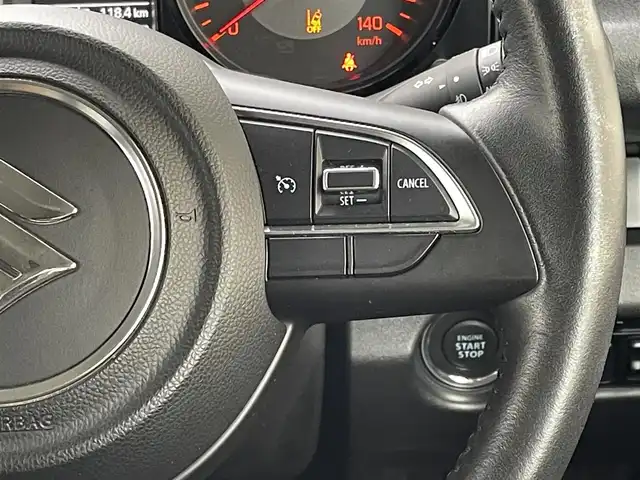 スズキ ジムニー XC 大阪府 2018(平30)年 4.6万km ブルーイッシュブラックパール3 ワンオーナー/純正ベースキャリア/ディスプレイオーディオ(PVH-9300DVSZS)/BT/CD/DVD/USB/AUX/AppleCarPlay/ドライブレコーダー(VREC-DH200)/前席シートヒーター/クルーズコントロール/レーンキープアシスト/LEDヘッドライト/フロントフォグ/オートハイビーム/ヘッドライトウォッシャー/純正フロアマット/純正16インチAW/電格ミラー/ドアバイザー/スペアキー/ETC