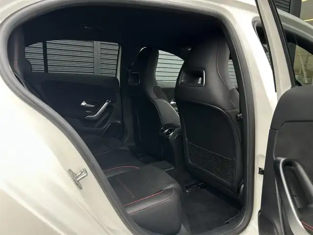 メルセデス・ベンツ Ｍ・ベンツ Ａ２００ｄ AMGライン 茨城県 2019(令1)年 2.4万km ポーラホワイト RSP /ACC /半革 /シートヒーター /ナビ /TV /マルチビ-ムLED /M付パワーシート /レーンキープアシスト /ブラインドスポットアシスト /ステアリングアシスト /バックカメラ /パークトロニック /ETC2.0 /ドラレコ /パドルシフト /禁煙車