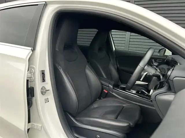 メルセデス・ベンツ Ｍ・ベンツ Ａ２００ｄ AMGライン 茨城県 2019(令1)年 2.4万km ポーラホワイト RSP /ACC /半革 /シートヒーター /ナビ /TV /マルチビ-ムLED /M付パワーシート /レーンキープアシスト /ブラインドスポットアシスト /ステアリングアシスト /バックカメラ /パークトロニック /ETC2.0 /ドラレコ /パドルシフト /禁煙車