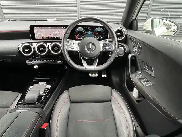 メルセデス・ベンツ Ｍ・ベンツ Ａ２００ｄ AMGライン 茨城県 2019(令1)年 2.4万km ポーラホワイト RSP /ACC /半革 /シートヒーター /ナビ /TV /マルチビ-ムLED /M付パワーシート /レーンキープアシスト /ブラインドスポットアシスト /ステアリングアシスト /バックカメラ /パークトロニック /ETC2.0 /ドラレコ /パドルシフト /禁煙車