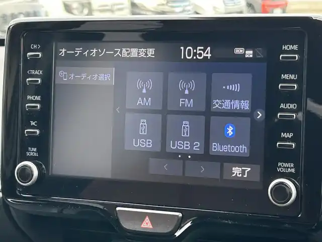 トヨタ ヤリスクロス ハイブリッド Z アドベンチャー 山形県 2023(令5)年 2万km ベージュ 純正ディスプレイオーディオ/・AM/FM/Miracast/Bluetooth/4WD/禁煙車/寒冷地仕様/プリクラッシュセーフティ/全周囲カメラ/レーンキープアシスト/追従式クルーズコントロール/オートホールド/電動パーキングブレーキ/ダウンヒルアシストコントロール/オートライト/オートハイビーム/前席ヒートシーター/D席パワーシート/ETC/横滑り防止装置/ステアリングヒーター/スマートキー