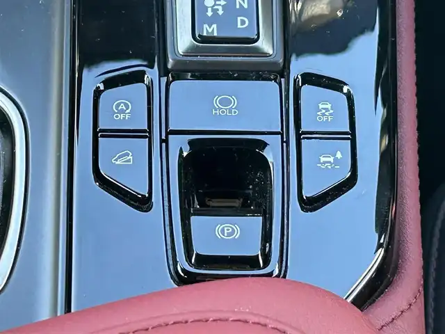 レクサス ＮＸ 250 岩手県 2022(令4)年 0.7万km ソニッククォーツ ４WD/純正ナビ　/フルセグTV/全方位カメラ/サイドカメラ　/レザーシート/ドライブレコーダー　/ＥＴＣ　/純正アルミ冬タイヤセット有　/前席パワーシート　/電動バックドア/衝突軽減装置/革巻きステアリング/パドルシフト　　　/純正エンジンスターター　/スマートキー×２　/カードキー　/ドアバイザー /フロアマット /保証書 取説