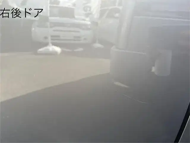 トヨタ ヤリス Z 三重県 2020(令2)年 2.8万km アバンギャルドブロンズメタリック 純正ディスプレイオーディオ（Bluetooth/AM/FM）/バックカメラ/ETC/プッシュスタート/スペアキー/シートヒーター（運転席/助手席）/イージーリターン機能（運転席）/セーフティセンス（プリクラッシュセーフティ/レーントレーシングアシスト/レーダークルーズコントロール/オートマチックヒビーム/ロードサインアシスト/セカンダリーコージョンアシスト/先行車発進告知）/フルLEDヘッドランプ/オートライト/買い物アシストシート（助手席）/シートバックポケット（助手席）シートアンダートレイ（助手席）/ローズメタリック加飾付革巻きステアリングホイール/ステアリングスイッチ（運転席/助手席）/LEDアンビエント照明（インサイドドアハンドル/コンソールボックス）/照明付バニティミラー（運転席/助手席）/ブラック大型リアスポイラー/フルLEDテールランプ/ピアノブラック加飾付デジタルメーター/カラーマルチインフォメーションディスプレイ/オートエアコン/ナノイー/アジャスタブルデッキボード