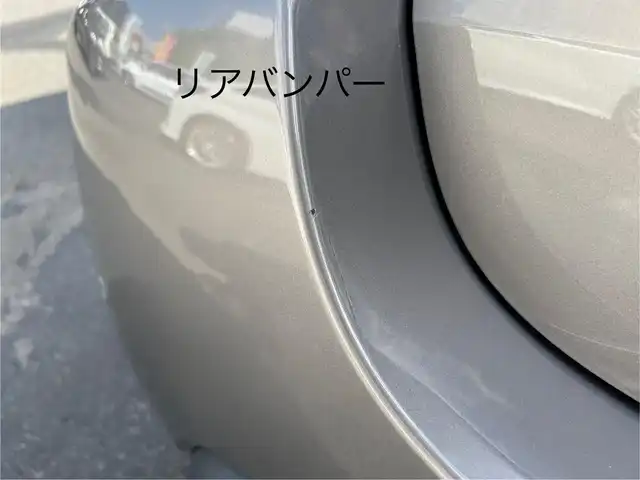 トヨタ ヤリス Z 三重県 2020(令2)年 2.8万km アバンギャルドブロンズメタリック 純正ディスプレイオーディオ（Bluetooth/AM/FM）/バックカメラ/ETC/プッシュスタート/スペアキー/シートヒーター（運転席/助手席）/イージーリターン機能（運転席）/セーフティセンス（プリクラッシュセーフティ/レーントレーシングアシスト/レーダークルーズコントロール/オートマチックヒビーム/ロードサインアシスト/セカンダリーコージョンアシスト/先行車発進告知）/フルLEDヘッドランプ/オートライト/買い物アシストシート（助手席）/シートバックポケット（助手席）シートアンダートレイ（助手席）/ローズメタリック加飾付革巻きステアリングホイール/ステアリングスイッチ（運転席/助手席）/LEDアンビエント照明（インサイドドアハンドル/コンソールボックス）/照明付バニティミラー（運転席/助手席）/ブラック大型リアスポイラー/フルLEDテールランプ/ピアノブラック加飾付デジタルメーター/カラーマルチインフォメーションディスプレイ/オートエアコン/ナノイー/アジャスタブルデッキボード