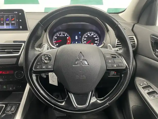 三菱 エクリプス クロス ブラックエディション 鹿児島県 2019(令1)年 5.6万km アメジストブラック 禁煙車　/純正ナビ　/全方位カメラ　/前席シートヒーター　/ヘッドアップディスプレイ　/追従型クルーズコントロール/オートライト　/パドルシフト　/前後コーナーセンサー　/LEDヘッドライト　/ETC　/純正フロアマット/電動パーキングブレーキ/オートブレーキホールド/ブラインドスポットモニター