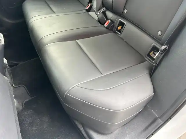 レクサス ＵＸ 富山県 2021(令3)年 1.7万km パール ワンオーナー/セーフティシステム＋/純正SDナビ/フルセグTV/Bluetooth接続/USB接続/AM/FMラジオ/Miracast/バックカメラ/360°カメラ/前後ドラレコ/BSM/D/N席パワーシート/D/N席シートヒーター/ヒートステアリング/オートホールド/アイドリングストップ/プッシュスタート/パワーバックドア/ACC/盗難防止/横滑り防止/衝突軽減