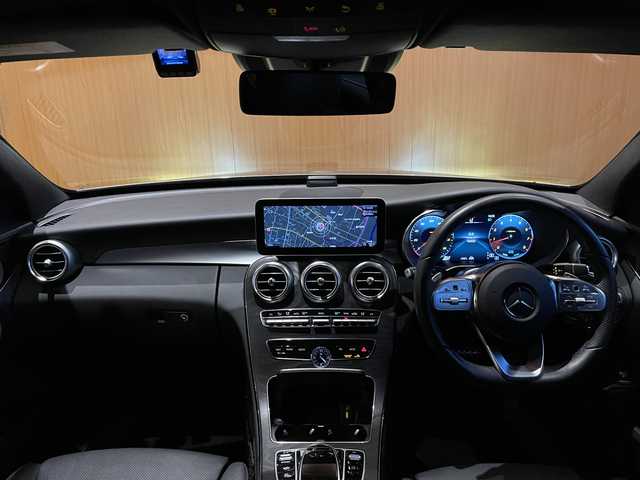 メルセデス・ベンツ Ｃ２００ ワゴンローレウスEDスポーツプラスP 宮城県 2021(令3)年 5.1万km モハーベシルバー レザーエクスクルーシブパッケージ/レーダーセーフティパッケージ/ヘッドアップディスプレイ/Burmesterサウンドシステム/パノラミックスライディングルーフ/純正ナビゲーションシステム/フルセグTV/360°カメラシステム/ブラックレザーシート/シートベンチレーション/シートヒーター/メモリ機能付きパワーシート/マルチビームLEDヘッドライト/オートマチックハイビーム/キーレスゴー/パワーバックドア/純正18インチAW/置くだけ充電器