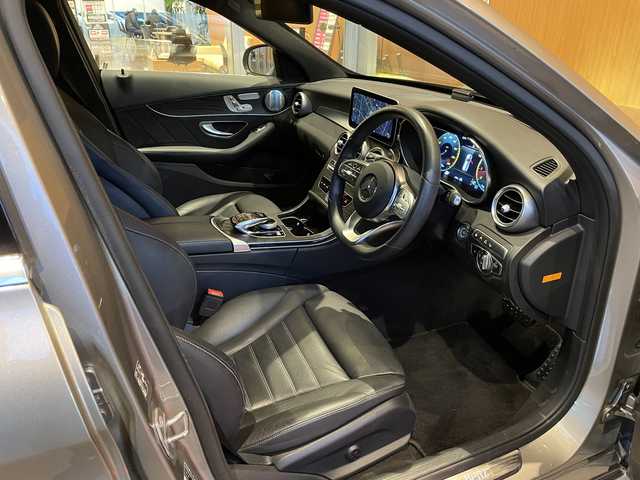 メルセデス・ベンツ Ｃ２００ ワゴンローレウスEDスポーツプラスP 宮城県 2021(令3)年 5.1万km モハーベシルバー レザーエクスクルーシブパッケージ/レーダーセーフティパッケージ/ヘッドアップディスプレイ/Burmesterサウンドシステム/パノラミックスライディングルーフ/純正ナビゲーションシステム/フルセグTV/360°カメラシステム/ブラックレザーシート/シートベンチレーション/シートヒーター/メモリ機能付きパワーシート/マルチビームLEDヘッドライト/オートマチックハイビーム/キーレスゴー/パワーバックドア/純正18インチAW/置くだけ充電器