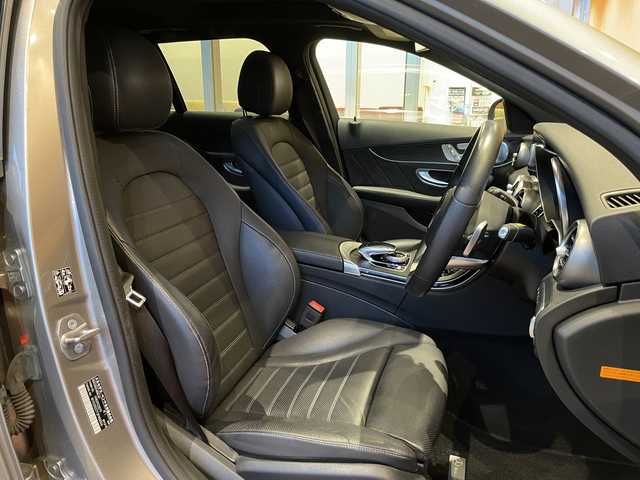 メルセデス・ベンツ Ｃ２００ ワゴンローレウスEDスポーツプラスP 宮城県 2021(令3)年 5.1万km モハーベシルバー レザーエクスクルーシブパッケージ/レーダーセーフティパッケージ/ヘッドアップディスプレイ/Burmesterサウンドシステム/パノラミックスライディングルーフ/純正ナビゲーションシステム/フルセグTV/360°カメラシステム/ブラックレザーシート/シートベンチレーション/シートヒーター/メモリ機能付きパワーシート/マルチビームLEDヘッドライト/オートマチックハイビーム/キーレスゴー/パワーバックドア/純正18インチAW/置くだけ充電器