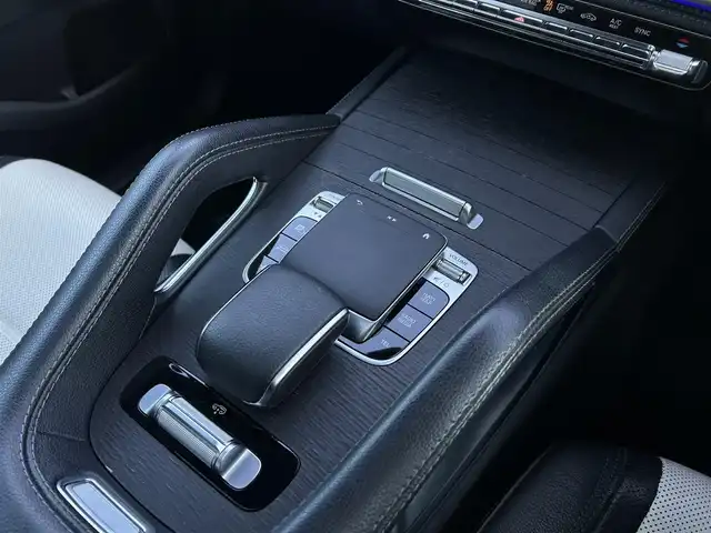 メルセデス・ベンツ ＧＬＥ４００ｄ 4MATIC スポーツ 群馬県 2020(令2)年 4.7万km ダイヤモンドホワイト ワンオーナー/純正ドライブレコーダー/純正ナビゲーション/フルセグTV/スペアキー/パワーシート/シートヒーター/シートエアコン/オットマン/アダプティブクルーズコントロール/ブラインドスポットモニター/レーンキープアシスト/360度カメラ/コーナーセンサー/電動リアゲート/LEDヘッドライト/社外（アルパイン）後席モニター/３列シート/ブルメスターサウンドシステム/アイドリングストップ/プッシュスタート/ETC2.0/パヒュームアトマイザー/オートライト/オートマチックハイビーム/純正AW