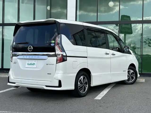 日産 セレナ