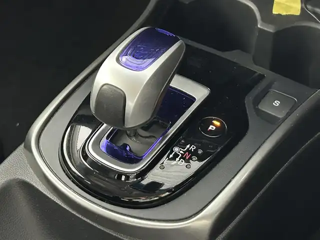 ホンダ グレイス ハイブリッド EX 佐賀県 2014(平26)年 6.3万km ティンテッドシルバーM 純正7インチナビ(VXM-155VSi)/（ワンセグTV.CD.DVD.Bluetooth）/無限フルエアロ/衝突被害軽減システム/バックカメラ/クルーズコントロール/オートライト/運転席・助手席シートヒーター/純正16インチアルミホイール/LEDヘッドライト/フォグランプ/パドルシフト/ハーフレザーシート/スマートキー/スペアキー×１/プッシュスタート/ETC