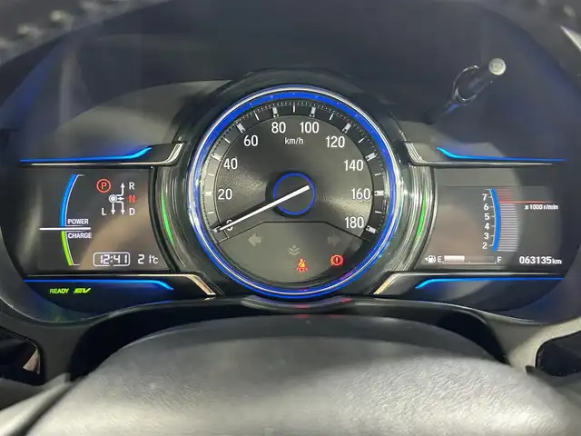 ホンダ グレイス ハイブリッド EX 佐賀県 2014(平26)年 6.3万km ティンテッドシルバーM 純正7インチナビ(VXM-155VSi)/（ワンセグTV.CD.DVD.Bluetooth）/無限フルエアロ/衝突被害軽減システム/バックカメラ/クルーズコントロール/オートライト/運転席・助手席シートヒーター/純正16インチアルミホイール/LEDヘッドライト/フォグランプ/パドルシフト/ハーフレザーシート/スマートキー/スペアキー×１/プッシュスタート/ETC