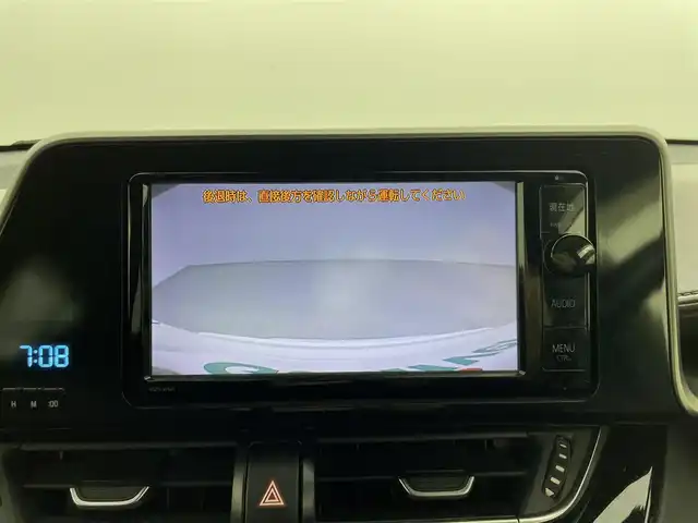 トヨタ Ｃ－ＨＲ G LEDエディション 群馬県 2018(平30)年 6.6万km ホワイトパールクリスタルシャイン TRDエアロパーツ/ ・フロントスポイラー/サイドスカート/リヤバンパースポイラー/モデリスタセレクションエクステリアパーツ/ ・LEDミラーカバー/ ・LEDトップノットアンテナ/ ・LEDライセンスランプ/純正リアスポイラー/バックカメラ/＝＝＝＝＝/純正7インチナビ/(AM/FM/Bluetooth/フルセグTV/CD/DVD/SD)/ブラインドスポットモニター/クリアランス/バックソナー/Toyota Safety Sense/ ・プリクラッシュセーフティシステム/ ・レーンディパーチャーアラート/ ・オートマチックハイビーム/ ・レーダークルーズコントロール/前席シートヒーター/ビルトインETC/電動パーキングブレーキ/オートブレーキホールド/プッシュスタート/スマートキー
