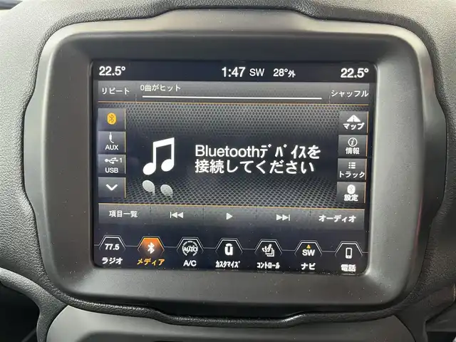 クライスラー・ジープ ジープ レネゲード リミテッド 高知県 2019(平31)年 7万km 黒 純正ナビ/　Bluetooth/フルセグ/　CD/DVD/AM/FM/ワンオーナー/バックカメラ/ビルトインETC/クルーズコントロール/ドライブレコーダー/プッシュスタート/スマートキー/パワーシート/シートヒーター/レザーシート/純正フロアマット/純正17インチアルミホイール/LEDヘッドライト/アイドリングストップ/MTモード付AT/ルーフレール/オートライト/盗難防止装置