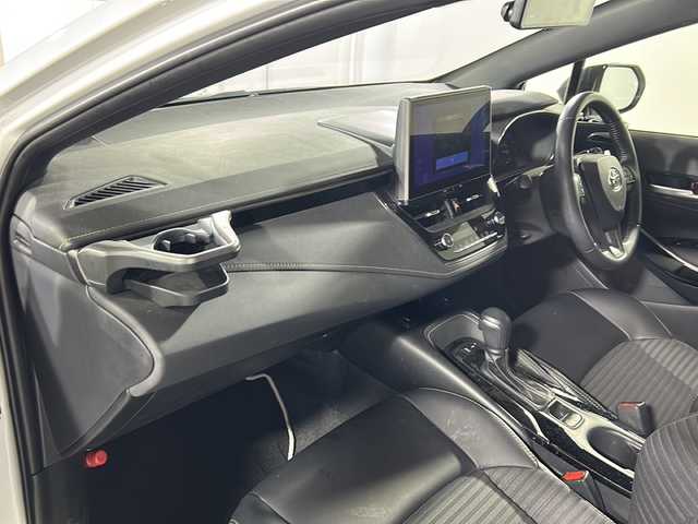 トヨタ カローラツーリング ダブルバイビー 福岡県 2023(令5)年 3.9万km プラチナホワイトパールマイカ ・ミラーキャスト/・Bluetooth/・純正ナビ/・ACC/・オートハイビーム/・17インチ純正ホイール/・AppleCarPlay/・androidオート/・Bカメラ/・ステアリングヒーター
