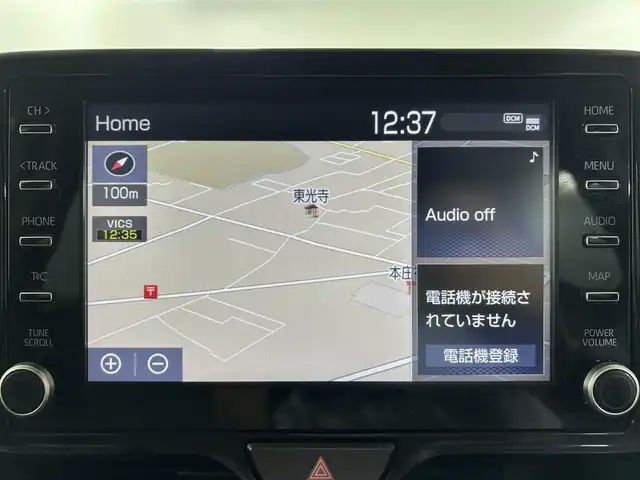 トヨタ ヤリスクロス ハイブリッド Z 佐賀県 2021(令3)年 6.5万km ブラックマイカ/ホワイトパールクリスタルシャイン 2トーン 純正8型ナビ/（ＡＭ/ＦＭ/Bluetooth/フルセグTV）/全周囲カメラ/ビルトインETC/オートエアコン/クルーズコントロール(追従あり)/衝突被害軽減システム/パワーシート/電動リアゲート/電子パーキング/ドライブレコーダー/オートブレーキホールド/ブラインドスポットモニター/ステリングスイッチ/ステアリングヒーター/LEDヘッドライト/盗難防止装置/横滑り防止装置/オートライト/オートマチックハイビーム/スマートキー/プッシュスタート/USB入力端子/純正フロアマット/純正18インチアルミホイール