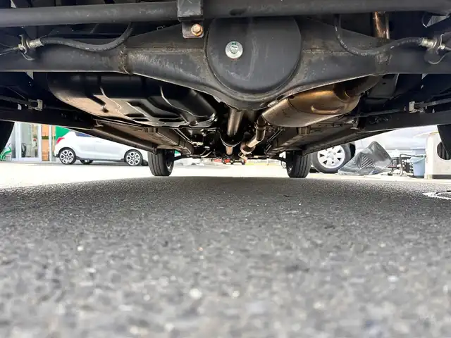 スズキ ハスラー Jスタイル Ⅲ ターボ 宮城県 2018(平30)年 2.5万km ブレイブカーキパール/スチールシルバー 全方位モニター用カメラパッケージ/・全方位モニター用カメラ/＝＝＝/デュアルカメラブレーキサポート/誤発進抑制機能/車線逸脱警報機能/ふらつき警報機能/先行車発進お知らせ機能/純正8インチナビ（CN-RZ83）/・CD/DVD/・Bluetooth/・フルセグTV/ビルトインETC/ドライブレコーダー/ハーフレザーシート/シートヒーター/革巻きステアリング/ステアリングスイッチ/パドルシフト/HIDヘッドライト/フォグランプ/オートライト/スマートキー＆プッシュスタート/スペアキー/電動格納ミラー/ルーフレール/純正15インチAW/フロアマット/Wエアバッグ