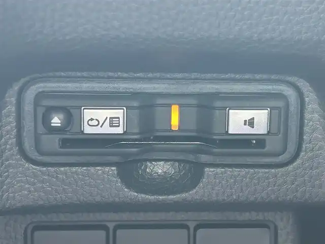 ホンダ Ｎ ＢＯＸ カスタム L ターボ 福島県 2023(令5)年 2.5万km プラチナホワイトパール ターボ/Honda SENSING/・衝突軽減ブレーキ/・オートハイビーム/・誤発進抑制機能/・後方誤発進抑制機能/・路外逸脱警報機能/・車線維持支援システム/・歩行者事故低減ステアリング/・先行車発進お知らせ機能/・標識認識機能/バックカメラ/ビルトインETC/ドライブレコーダー/ステアリングスイッチ/レーダークルーズコントロール/パドルシフト/両側パワースライドドア/横滑り防止機能/レーンキープアシスト/パーキングアシスト/ベンチシート/ハーフレザーシート/前席シートヒーター/LEDヘッドライト（AUTO機能付き）/フォグランプ/ヘッドライトレベライザー/コーナーセンサー/純正フロアマット/ドアバイザー