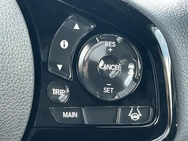 ホンダ Ｎ ＢＯＸ カスタム L ターボ 福島県 2023(令5)年 2.5万km プラチナホワイトパール ターボ/Honda SENSING/・衝突軽減ブレーキ/・オートハイビーム/・誤発進抑制機能/・後方誤発進抑制機能/・路外逸脱警報機能/・車線維持支援システム/・歩行者事故低減ステアリング/・先行車発進お知らせ機能/・標識認識機能/バックカメラ/ビルトインETC/ドライブレコーダー/ステアリングスイッチ/レーダークルーズコントロール/パドルシフト/両側パワースライドドア/横滑り防止機能/レーンキープアシスト/パーキングアシスト/ベンチシート/ハーフレザーシート/前席シートヒーター/LEDヘッドライト（AUTO機能付き）/フォグランプ/ヘッドライトレベライザー/コーナーセンサー/純正フロアマット/ドアバイザー