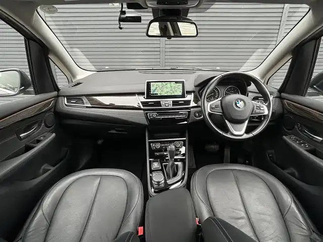 ＢＭＷ ２１８ｄ グランツアラー ラグジュアリー 茨城県 2018(平30)年 4万km ベージュ コンフォートＰKG　/パーキングアシストＰKG　/コンフォートアクセス　/ＰＷテールゲート　/黒革　/シートヒーター　/Ｍ付ＰＷシート　/インテリジェントＳＦＴ　/ＬＤＷ　/ナビ　/Ｂカメラ　/ＰＤＣ　/ＢＴ　/ＵＳＢ　/ＤＶＤ　/ＬＥＤ/ETC2.0/禁煙車