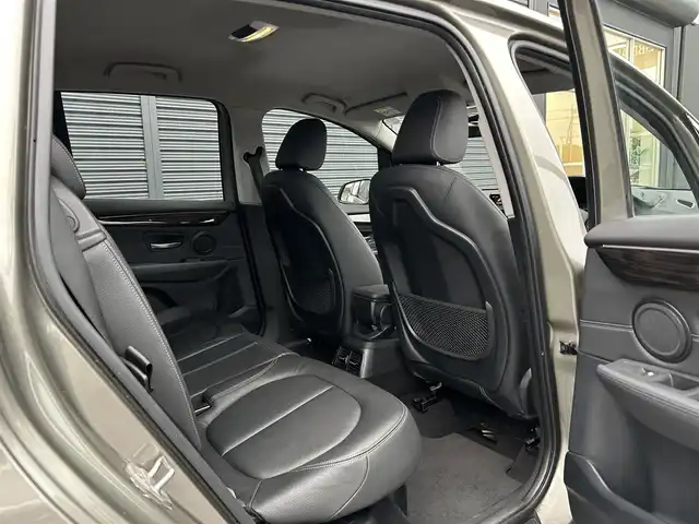 ＢＭＷ ２１８ｄ グランツアラー ラグジュアリー 茨城県 2018(平30)年 4万km ベージュ コンフォートＰKG　/パーキングアシストＰKG　/コンフォートアクセス　/ＰＷテールゲート　/黒革　/シートヒーター　/Ｍ付ＰＷシート　/インテリジェントＳＦＴ　/ＬＤＷ　/ナビ　/Ｂカメラ　/ＰＤＣ　/ＢＴ　/ＵＳＢ　/ＤＶＤ　/ＬＥＤ/ETC2.0/禁煙車