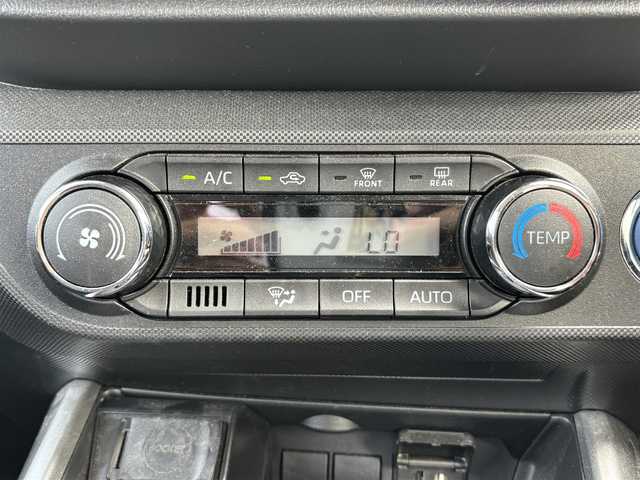 トヨタ ライズ G 滋賀県 2022(令4)年 4.9万km ファイアークォーツレッドM 9型ディスプレイオーディオ/(Bluetooth/Applecarplay)/スマートアシスト/・衝突軽減ブレーキ/・レーンキープアシスト/・先行車発進告知/・標識認識/ステアリングアシスト/コーナーセンサー/ビルトインETC/前後ドラレコ/電動パーキング/ブレーキホールド/LEDオートライト/オートハイビーム/フォグ/電動格納ミラー/S-PDL