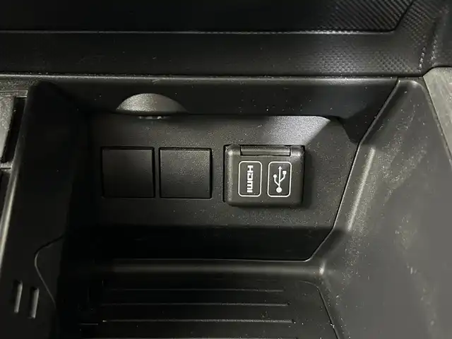 トヨタ ライズ G 佐賀県 2022(令4)年 4.9万km ファイアークォーツレッドM 9型ディスプレイオーディオ/(AM FM BT　Apple CarPlay　Android Auto　IPOD　USB HDMI)/衝突軽減ブレーキ/レーンキープアシスト/先行車発進告知/標識認識/ステアリングアシスト/ふらつき警報/コーナーセンサー/ビルトインETC/前後ドラレコ/電動パーキング/ブレーキホールド/LEDオートライト/オートハイビーム/フォグ/電動格納ミラー/S-PDL