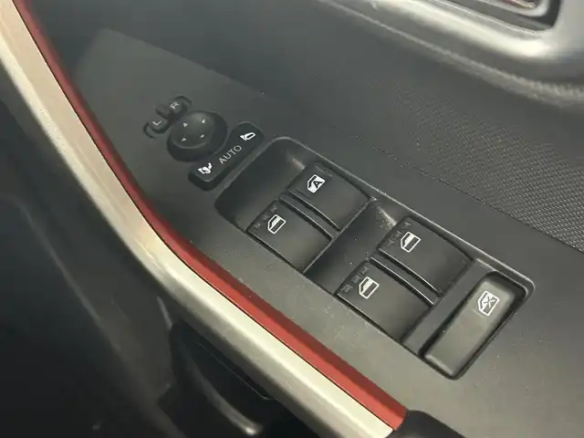 トヨタ ライズ G 佐賀県 2022(令4)年 4.9万km ファイアークォーツレッドM 9型ディスプレイオーディオ/(AM FM BT　Apple CarPlay　Android Auto　IPOD　USB HDMI)/衝突軽減ブレーキ/レーンキープアシスト/先行車発進告知/標識認識/ステアリングアシスト/ふらつき警報/コーナーセンサー/ビルトインETC/前後ドラレコ/電動パーキング/ブレーキホールド/LEDオートライト/オートハイビーム/フォグ/電動格納ミラー/S-PDL