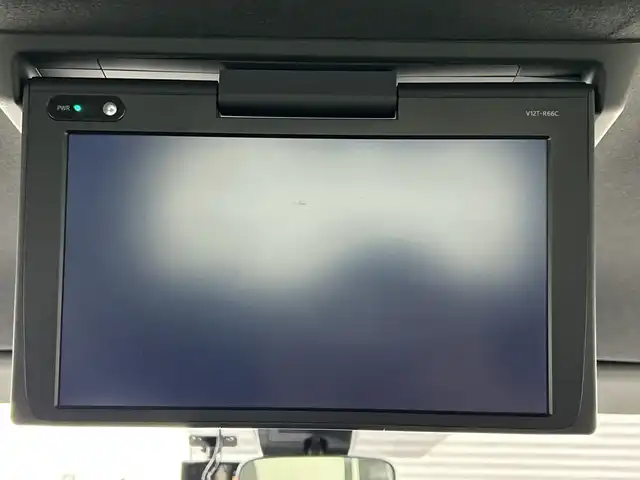 トヨタ ノア Si ダブルバイビーⅡ 三重県 2019(令1)年 2.4万km ブラック 禁煙車/純正SDナビ/CD/DVD/SD/BT/フルセグTV/バックカメラ/両側パワースライドドア/Toyota Safety Sense/・プリクラッシュセーフティ/・レーンディパーチャーアラート/・オートハイビーム/純正12.1型フリップダウンモニター/クルーズコントロール/ドライブレコーダー（前後）/コーナーセンサー/ビルトインETC2.0/アイドリングストップ