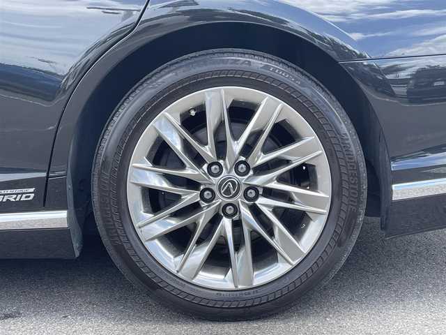 レクサス ＬＳ 500h Iパッケージ 和歌山県 2017(平29)年 7.4万km グラファイトブラックガラスフレーク 純正ナビ/パノラミックビューカメラ/革巻きステアリング/マークレビンソンサウンド/サンルーフ/三眼LEDヘッドライト/レザーシート/シートヒーター/ベンチレーション/ステアリングヒーター/ヘッドアップディスプレイ/BSM/レクサスセーフティセンス/デジタルインナーミラー/純正ドライブレコーダー/パワーバックドア/オートハイビーム/オートワイパー
