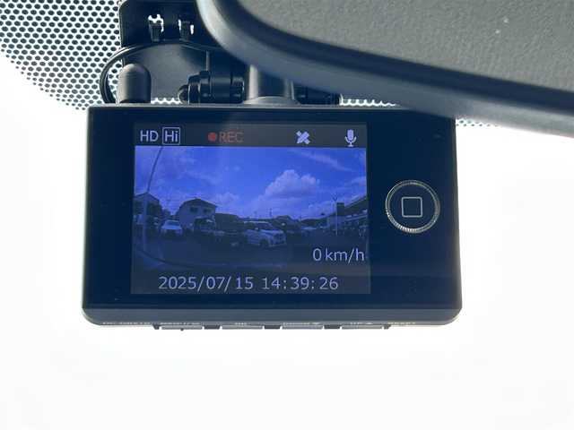 トヨタ アクア S 愛知県 2012(平24)年 6.9万km クールソーダメタリック 純正ナビ/（AM/FM/CD/DVD/SD)/フルセグTV/バックカメラ/ETC/ドライブレコーダー/プッシュスタート/ステアリングスィッチ/スマートキー/スペアキー/ドアバイザー/フロアマット/取説・保証書