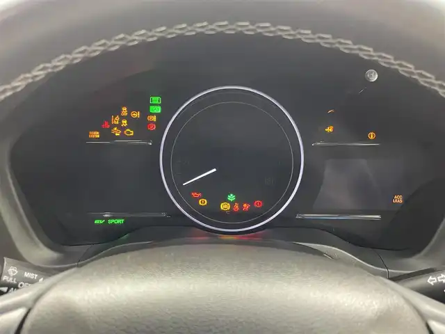 ホンダ ヴェゼル ハイブリッド Z ホンダセンシング 茨城県 2020(令2)年 3.6万km クリスタルブラックパール 純正ナビ/バックカメラ/フルセグ/衝突被害軽減ブレーキ/車線逸脱抑制装置/レーダークルーズコントロール/ETC/ドラレコ/シートヒーター/純正17インチAW/LEDヘッドライト/スマートキー