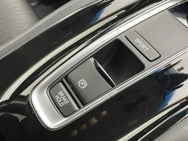 ホンダ ヴェゼル ハイブリッド Z ホンダセンシング 茨城県 2020(令2)年 3.6万km クリスタルブラックパール 純正ナビ/バックカメラ/フルセグ/衝突被害軽減ブレーキ/車線逸脱抑制装置/レーダークルーズコントロール/ETC/ドラレコ/シートヒーター/純正17インチAW/LEDヘッドライト/スマートキー